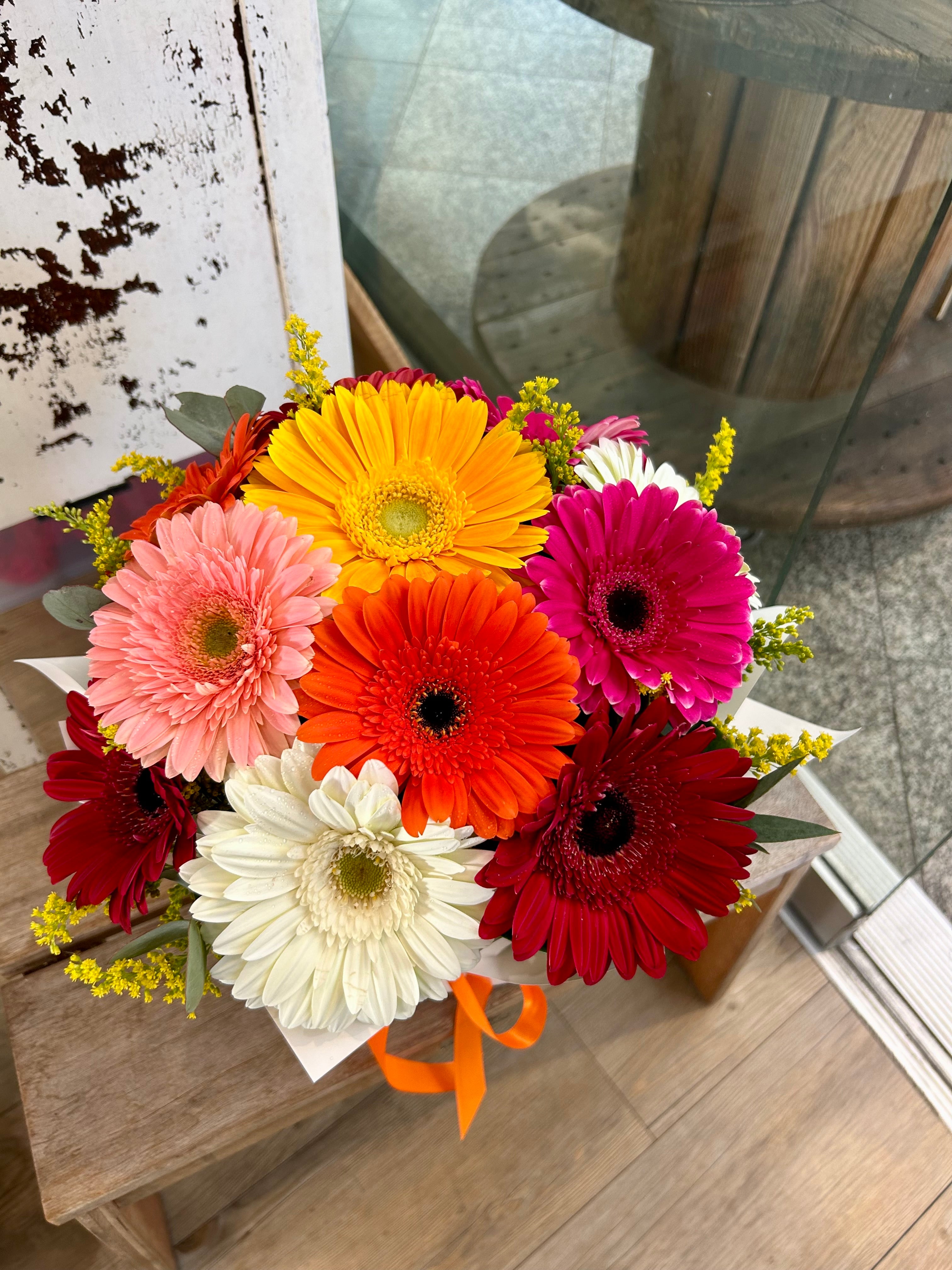 Gerbera Delight Arrangement image 0